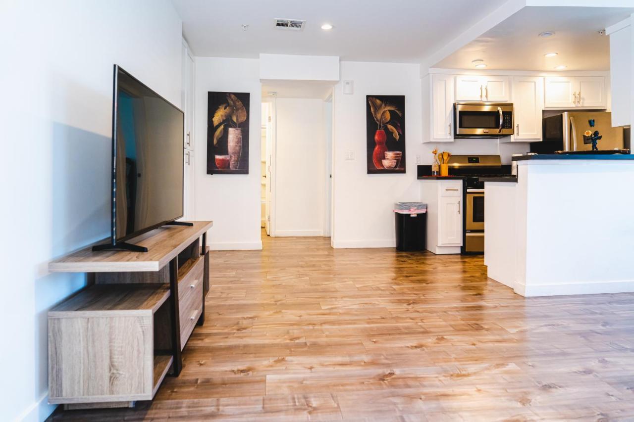 Modern Remodeled 1-bedroom Close To Hollywood Walk Of Fame With Parking Appartement